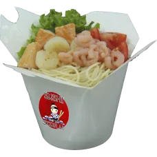 Лапша с морепродуктами и овощами